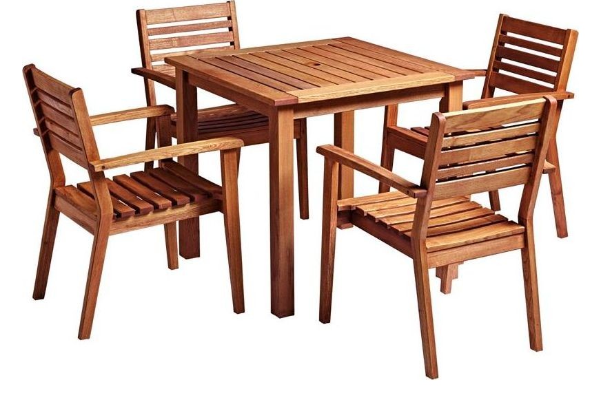 More Square Dining Set 1