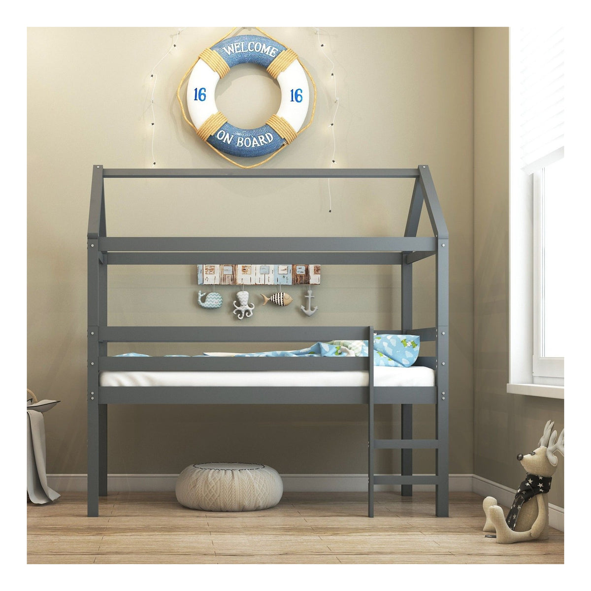 Alpi Canopy Bed