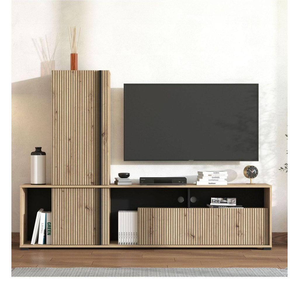 Avignon Entertainment Center, view 2