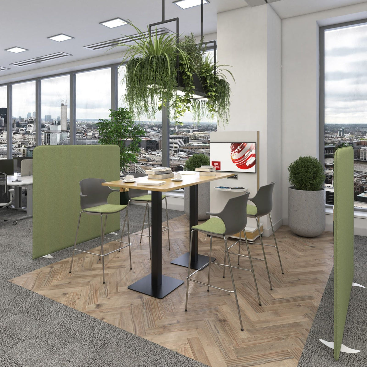 Bravo Brescia Poseur Table