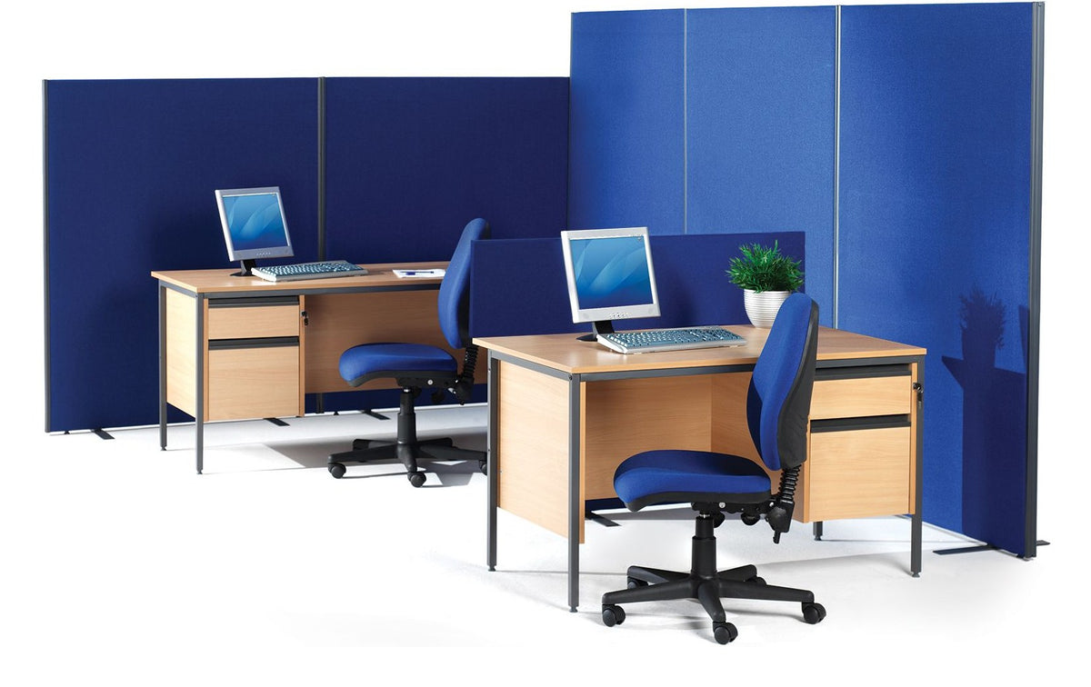 Bravo Straight Floor Standing Screen