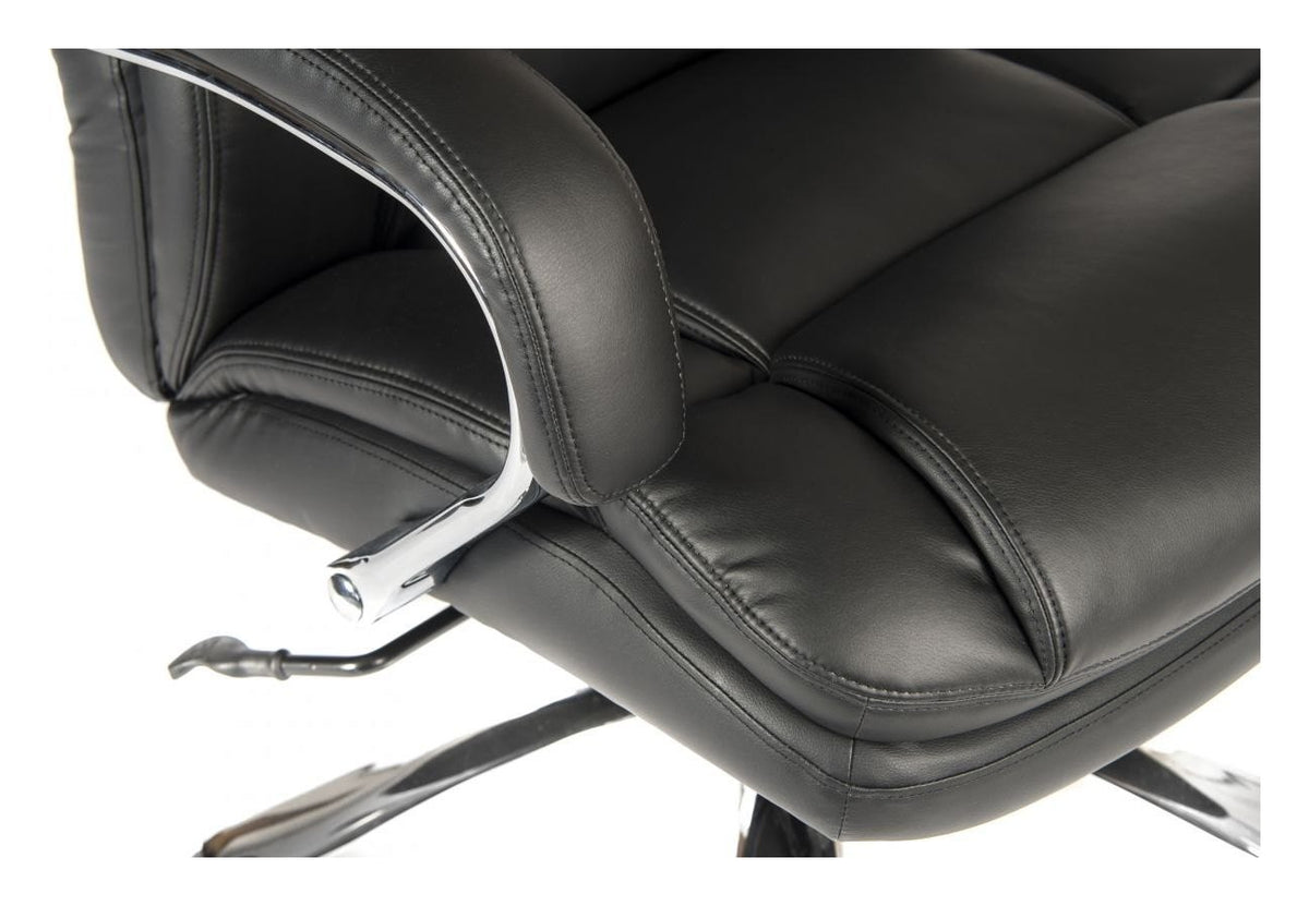 Colossus Executive Chair in black, view 4