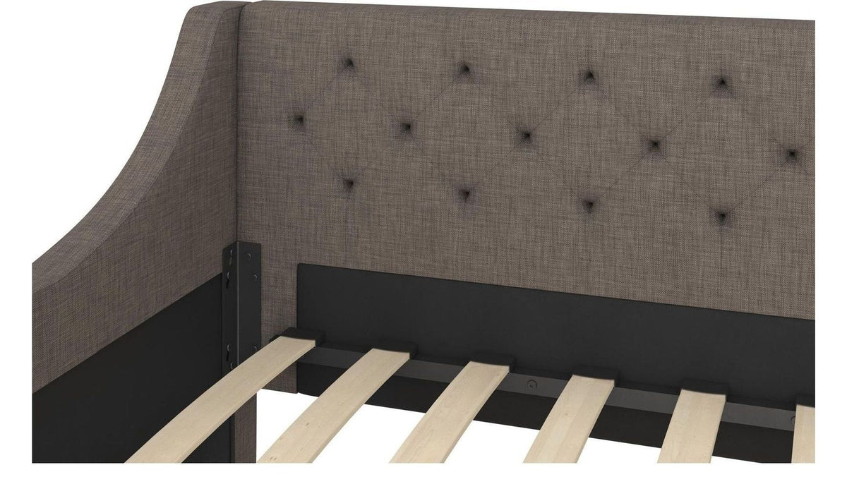 Her Majesty Daybed/Trundle Linen, Single, view 3