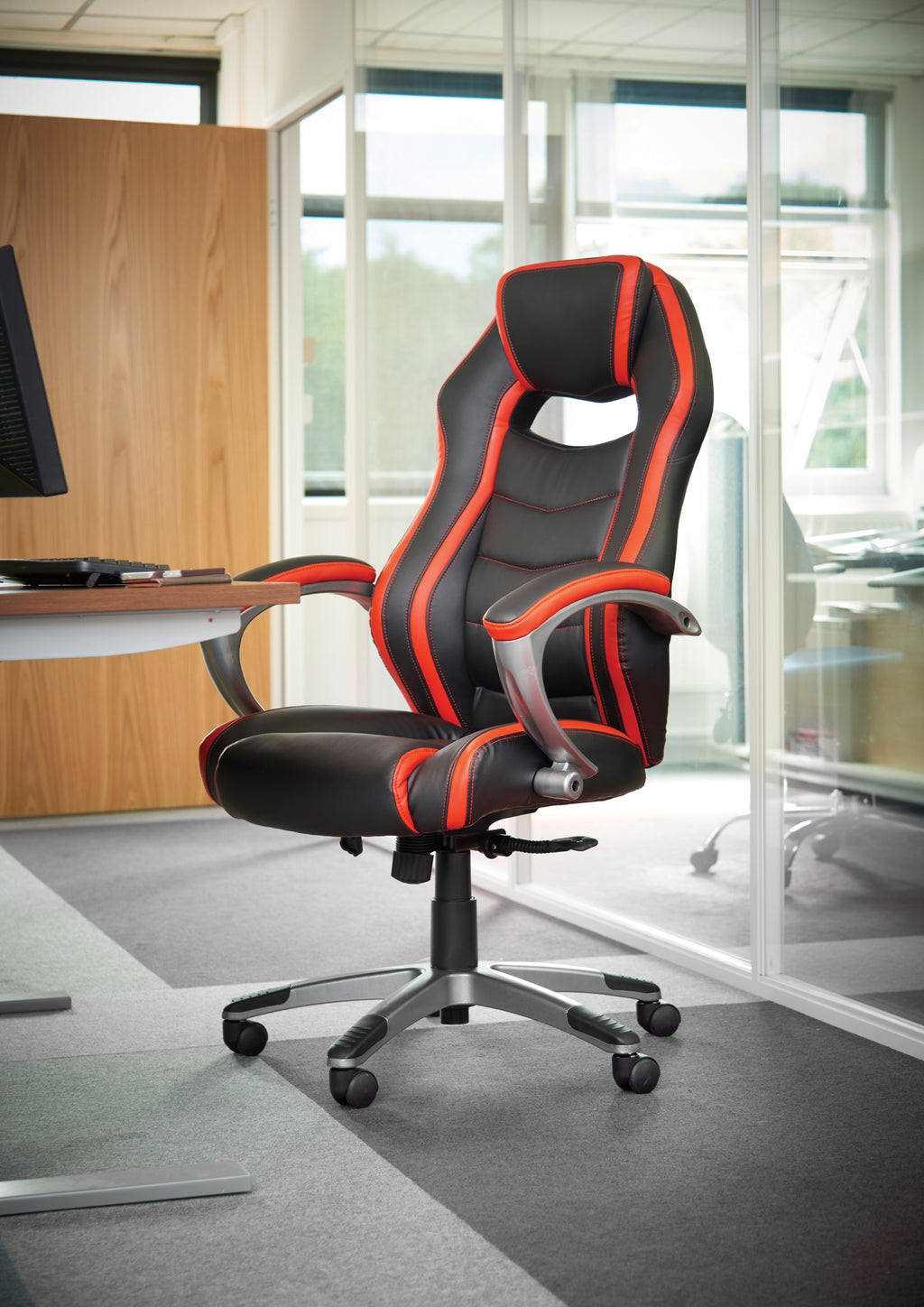 Jensen Racing Style Executive Chair in an office