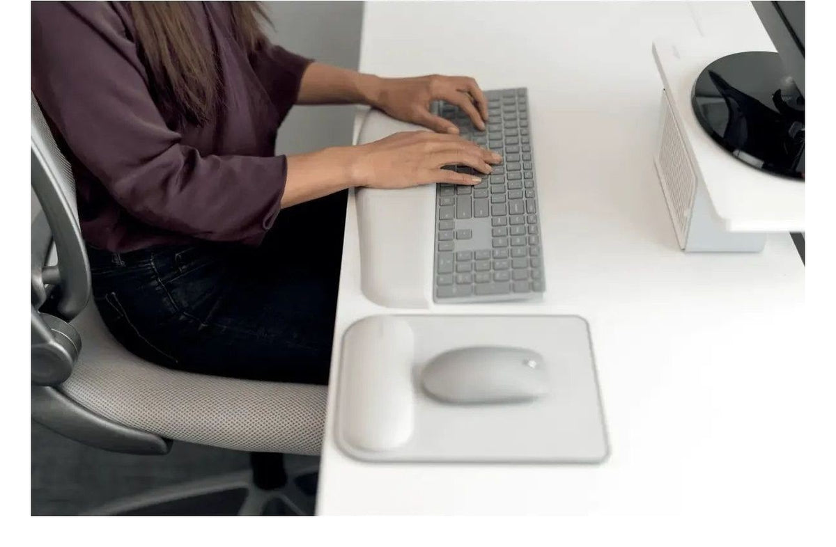 Kensington ErgoSoft Wrist Rest Mouse Pad for Standard Mouse, view 9