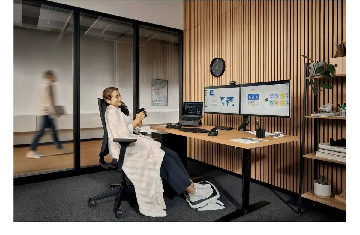 Kensington SmartFit Space-Saving Dual Monitor Arm, view 15