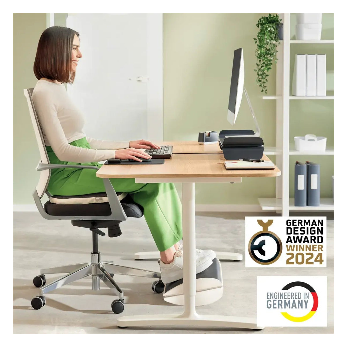 Leitz Ergo Adjustable Computer Foot Rest, view 2