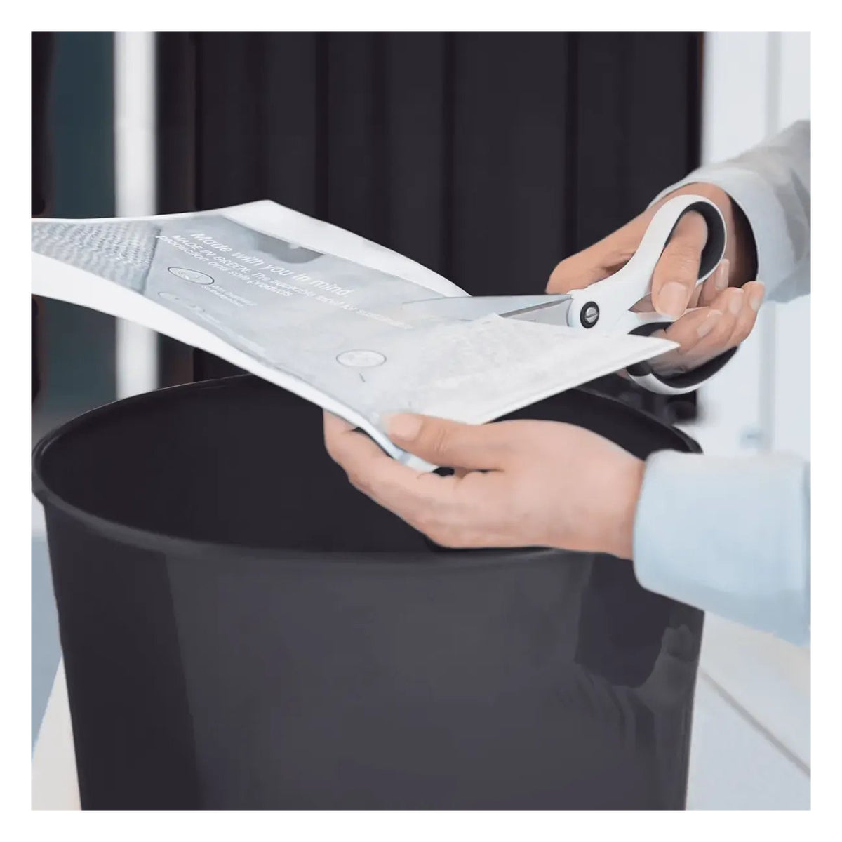 Leitz WOW Waste Bin, view 10