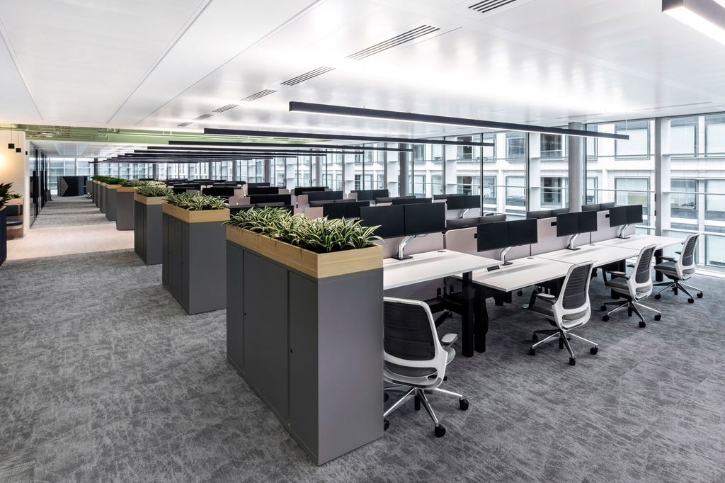 Mason Move3 range, in an office