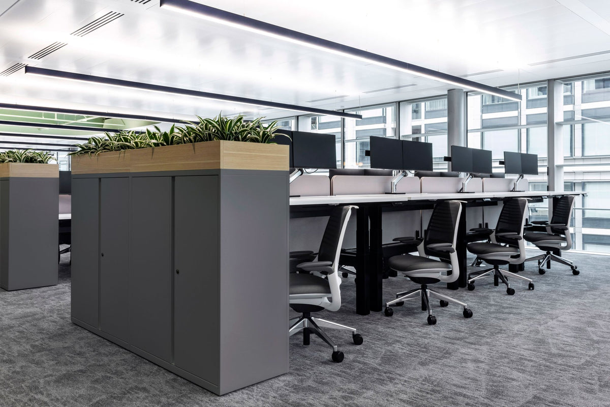 Mason Move3 range, in an office