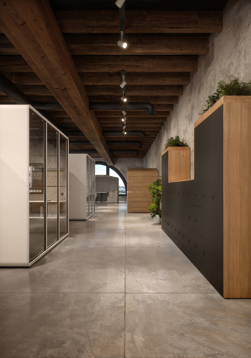Mason Nomad range, in an office