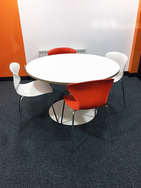 Mason Spin range, in an office