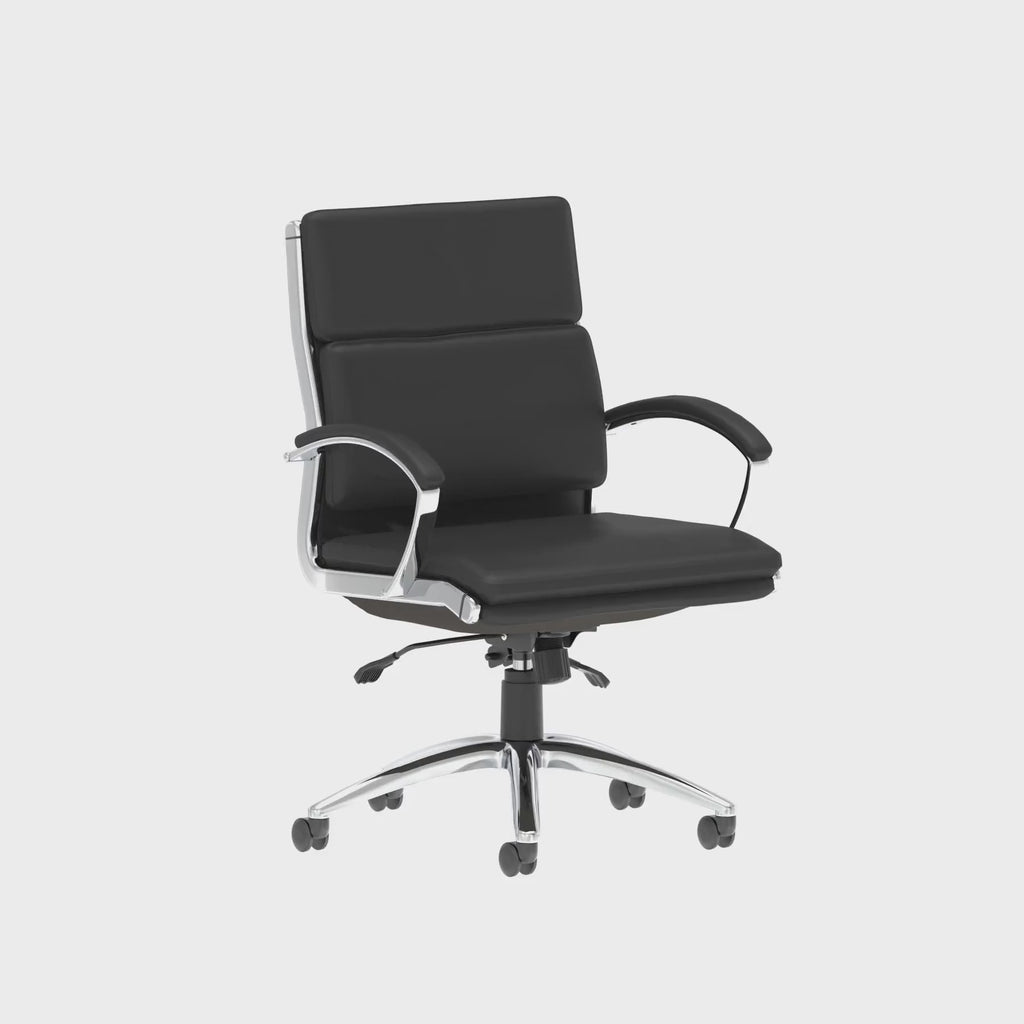 Classic Executive Chair in black leather, 360 degree spin