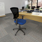Senza Mesh Operator Chair in an office