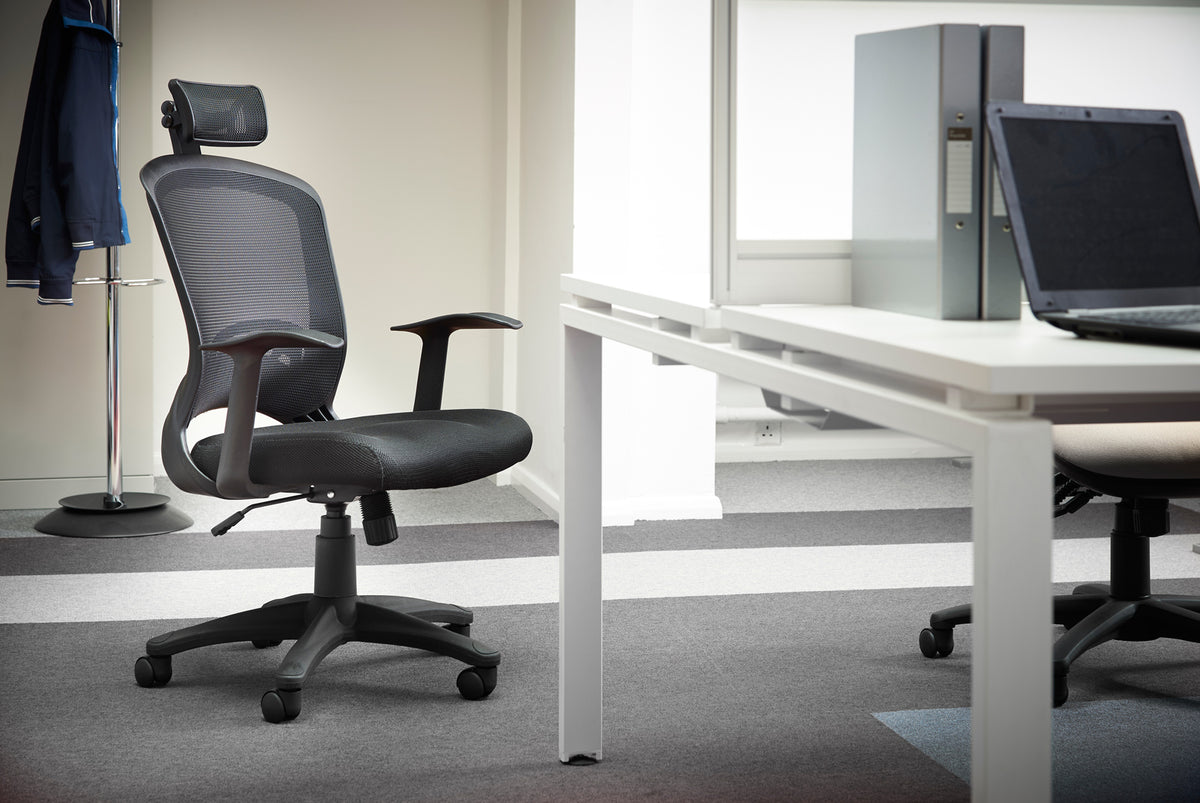 Solaris Mesh Operator Chair in an office