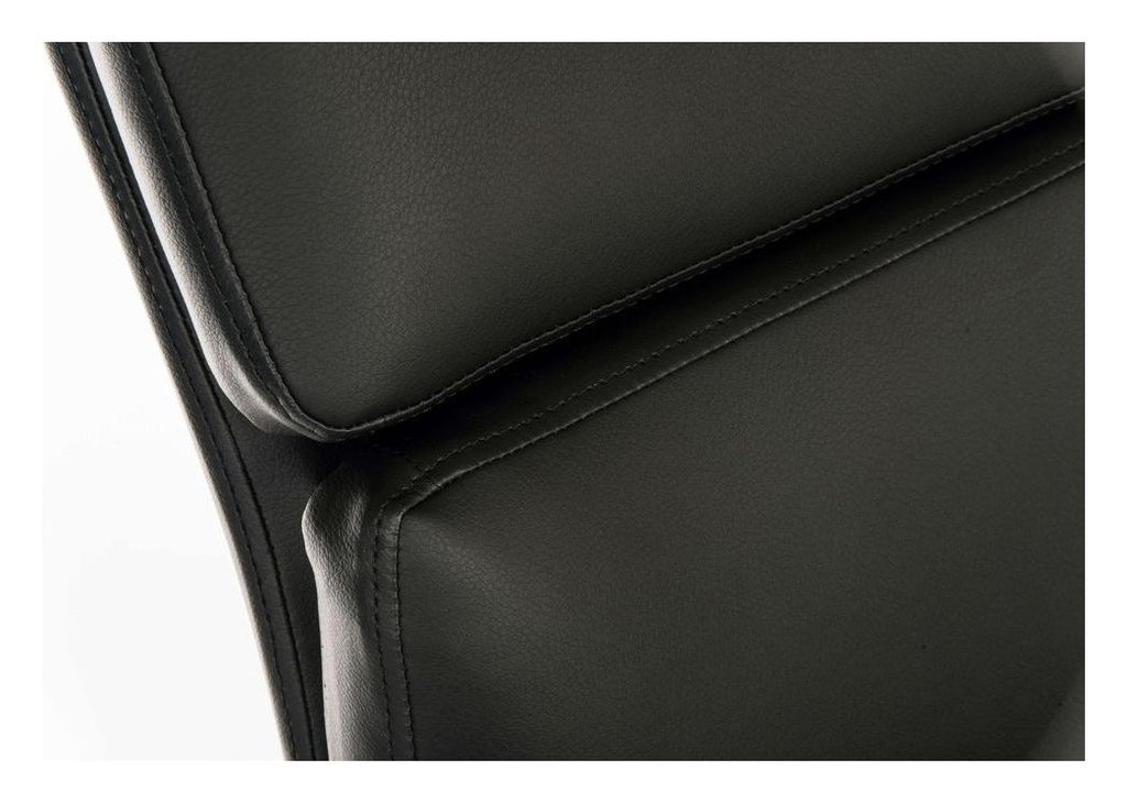 Vintage Executive Chair in black, view 6