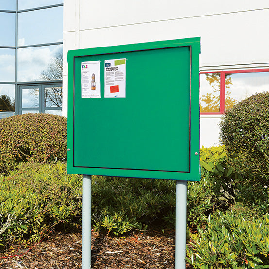 WeatherShield Freestanding Outdoor Showcase (Surface Mounted)